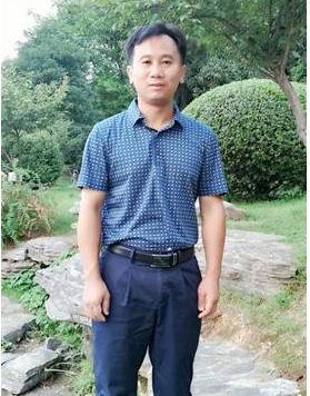 漫漫十载园丁路 痴痴一片菜农情记我院“十佳教师” 周忠民老师