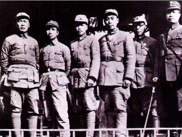 1506997943832096729.jpg 2.jpg