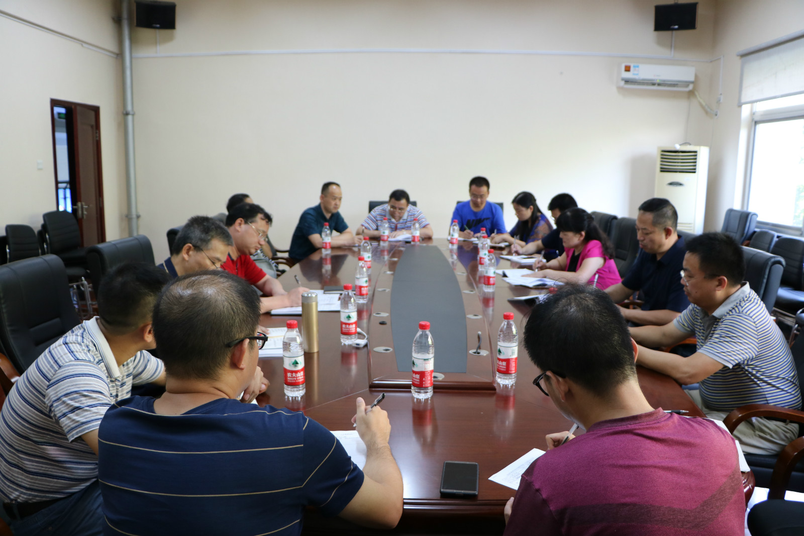 王颖梅处长带队督查会计学院开学教学工作