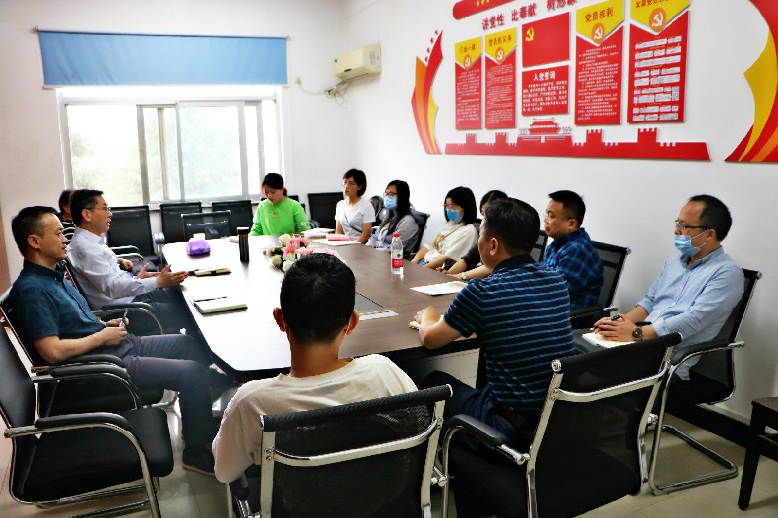 会计学院召集在读博士座谈 大力促进人才建设