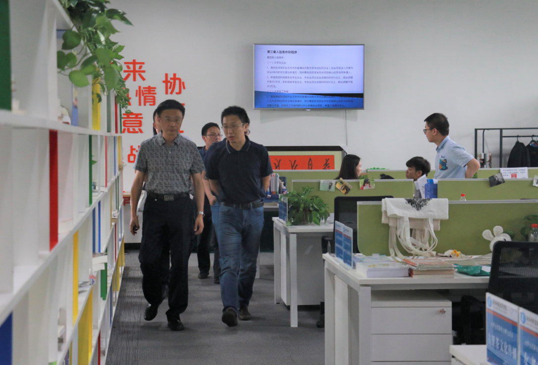 1526035922434072250.png 1526035922434072250.png