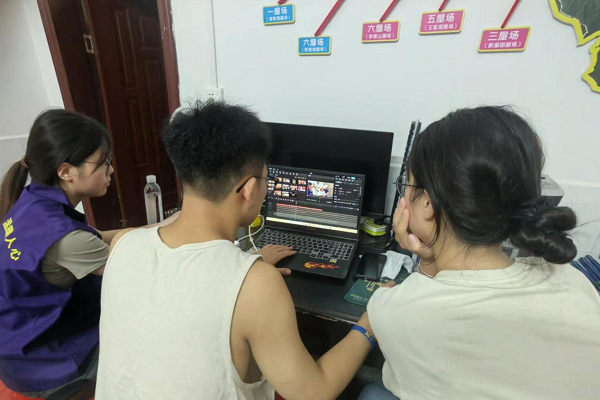 工商管理学院学子为龙塘湾村建设贡献青春力量