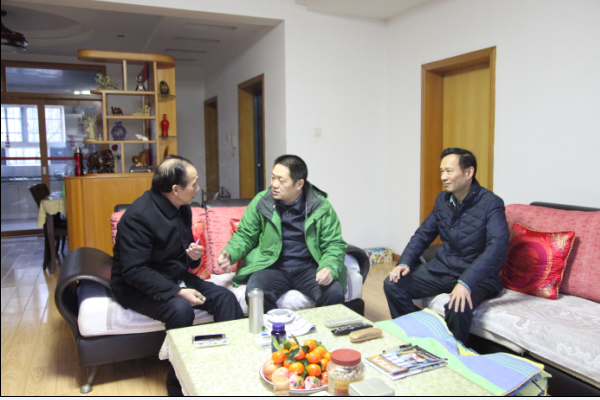 1507704288714063947.png 肖湘愚、晏金平走访慰问世界杯官网退休的原党委书记颜学根.png