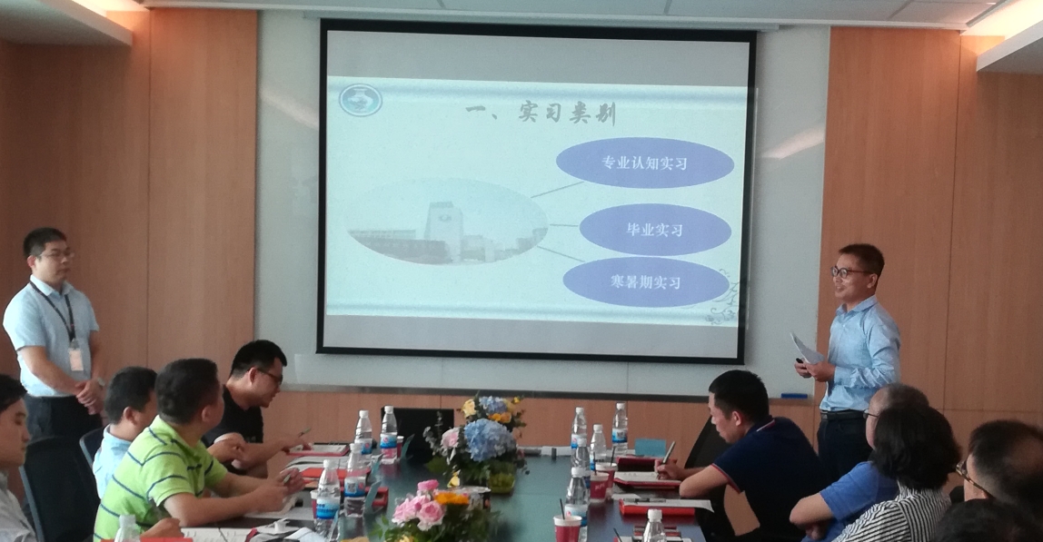 1537256829880034035.jpg 上网002.jpg